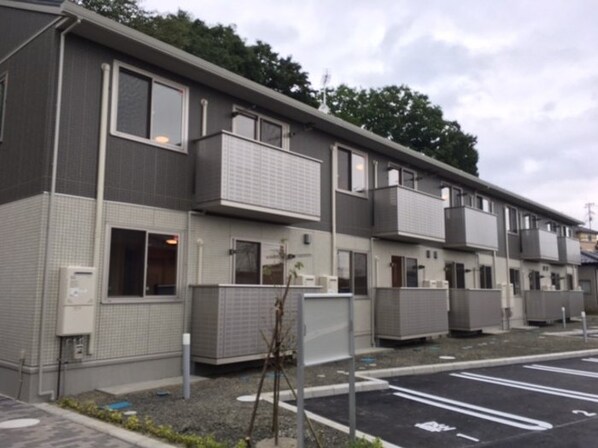 D-room西多賀の物件外観写真